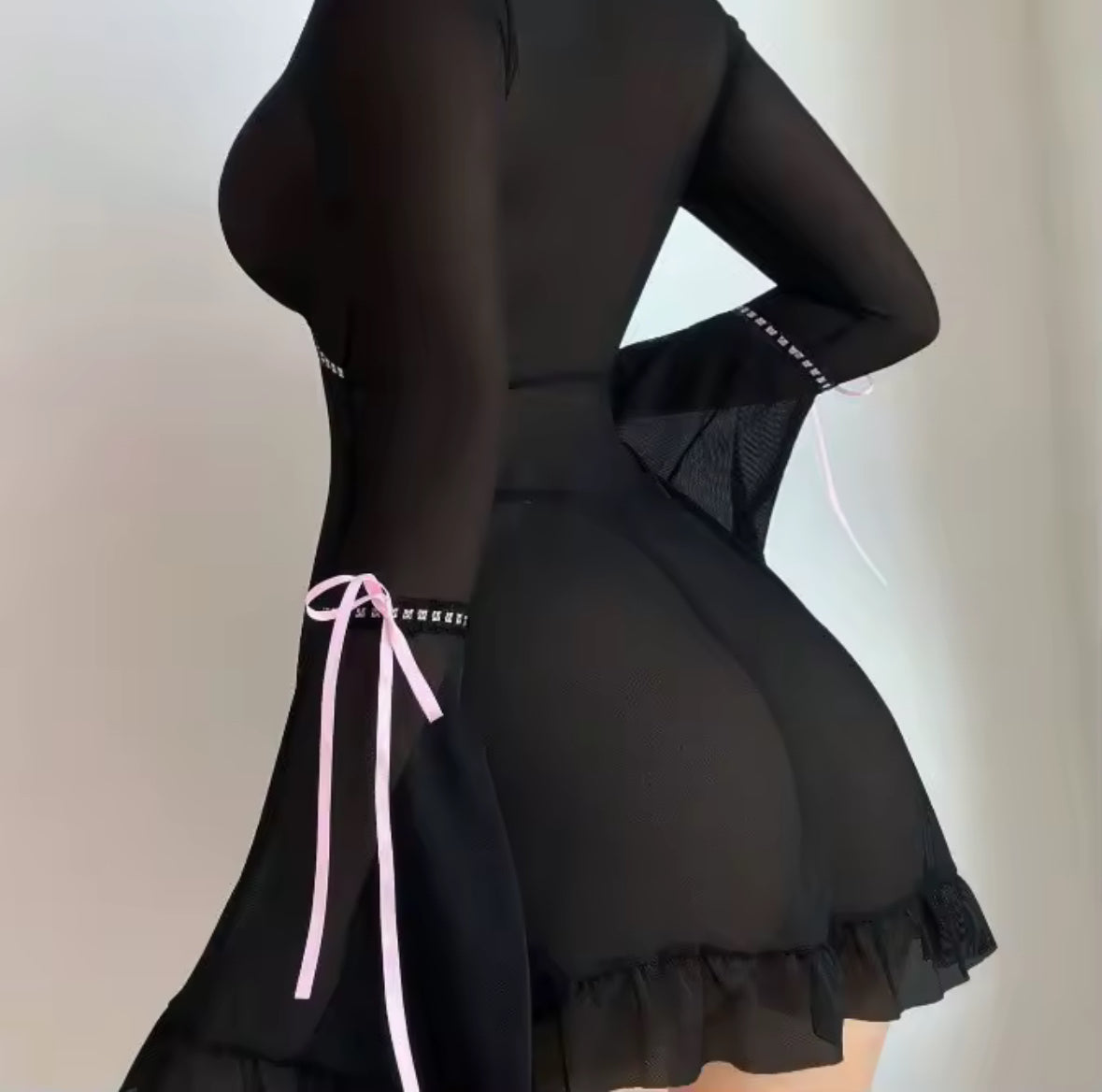 Midnight Ruffle